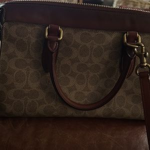 Coach preowned satchel in excellent condition.